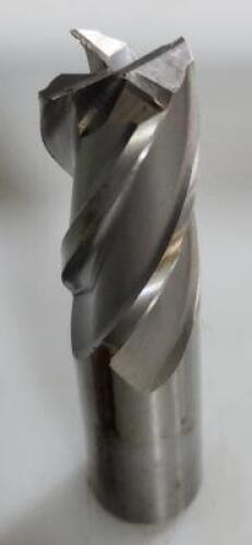 DESCRIPTION: (1) COBALT SQ END MILL BRAND/MODEL: NATIONAL TWIST DRILL 056779AU RETAIL$: $49.69 EA SIZE: 1" DIA 2" LOC QTY: 1