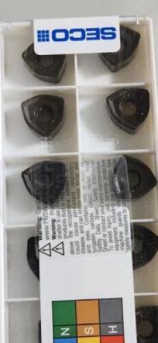 DESCRIPTION: (10) 218.21 CARBIDE MILLING INSERTS BRAND/MODEL: SECO 218.21-230TR-06-MD17 RETAIL$: $37.40 PER INSERT QTY: 10