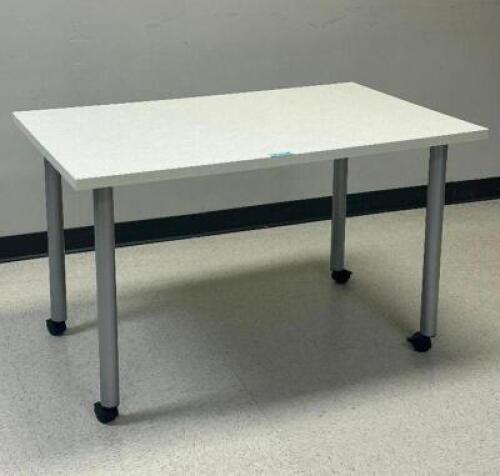 DESCRIPTION: ROLLING MEDIA TABLE SIZE: 30" X 48" X 28" LOCATION: CLINIC 7 THIS LOT IS: ONE MONEY QTY: 1