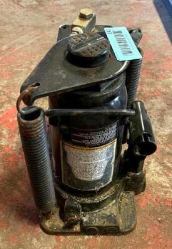 12 TON HYDRAULIC AIR/MANUAL BOTTLE JACK