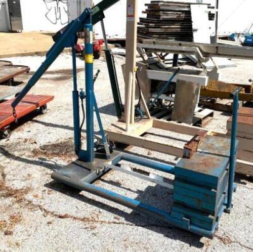 RUGER 1000 LB. CAPACITY INDUSTRIAL PORTABLE CRANE