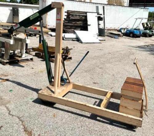 BEECH 2915 LB. CAPACITY INDUSTRIAL PORTABLE CRANE