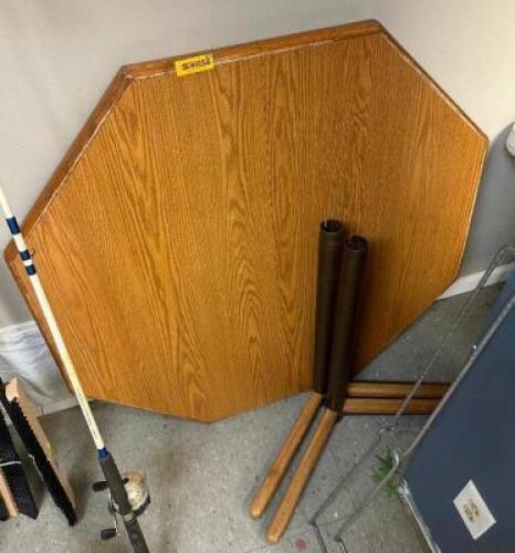 OCTAGON REC TABLE