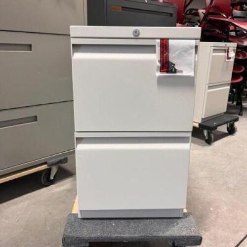 DESCRIPTION: (1) FILE CABINETBRAND/MODEL: TEKNIONINFORMATION: WHITERETAIL$: $99.00 EASIZE: 2 DRAWER, 15" X 23" X 28"QTY: 1