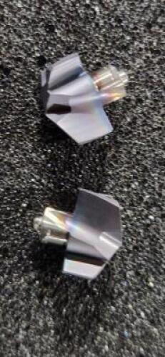 DESCRIPTION: (10) SOLID CARBIDE REPLACEBLE DRILL TIP BRAND/MODEL: ISCAR ICP 094-2M IC908 RETAIL$: $92.10 PER INSERT SIZE: 0.37" DIA QTY: 10