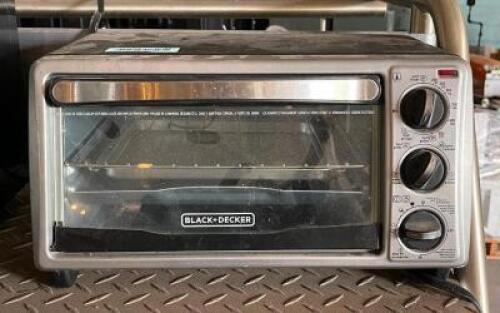 BLACK AND DECKER RESIDENTIAL TOASTER OVEN