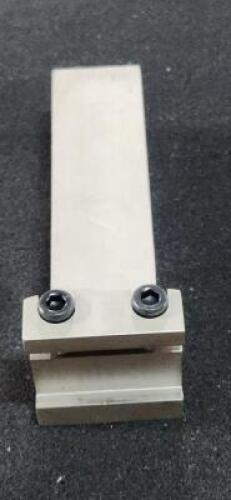 DESCRIPTION: (1) PERPENDICULAR BLOCK FOR PARTING AND GROOVING BLADES BRAND/MODEL: ISCAR SGTBF 31.7 A RETAIL$: 207.95 QTY: 1