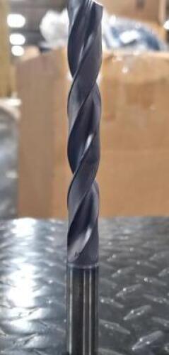 DESCRIPTION (1) KENNAMETAL 11/16" COOLANT FED DRILL BRAND/MODEL HR-1-27-14-3 ADDITIONAL INFORMATION RETAIL $ 172.64 SIZE 11/16" THIS LOT IS ONE MONEY