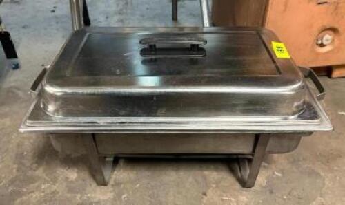 FULL SIZE STAINLESS CHAFER DISH.
