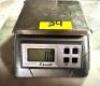SAN JAMAR 13 LB. DIGITAL SCALE