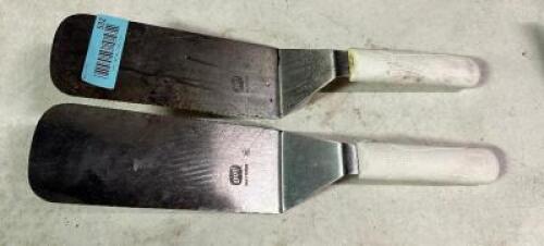 (2) STAINLESS TURNERS