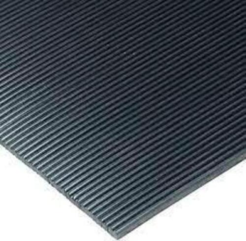 DESCRIPTION: (1) ROLL OF CORRUGATED VINYL RUNNER MATBRAND/MODEL: COMMERCIAL MATSINFORMATION: BLACK, WITH LINESRETAIL$: $2649.00 EASIZE:&nbsp;3' X 45'QTY: 1