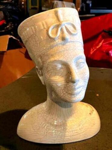 12 INCH DECORATIVE STATUE