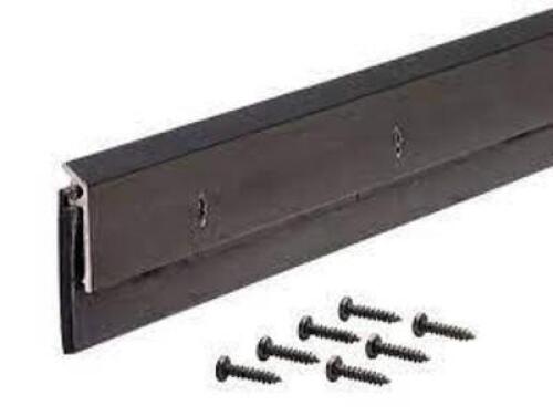 DESCRIPTION: (1) DOOR SWEEP BRAND/MODEL: MD #DB006 RETAIL$: $21.10EA SIZE: SEALS GAP UP TO 3/8` QTY: 1