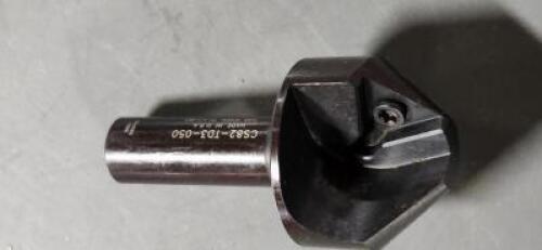 DESCRIPTION: (1) INDEXABLE COUNTERSINK BRAND/MODEL: DORIAN TOOL CS-82-TD3-050 RETAIL$: 189.97 SIZE: 82 DEG. , 1/2"SD 1/2" CUT DIA QTY: 1