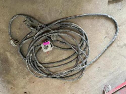 (2) HEAVY DUTY ELECTRICAL CABLES