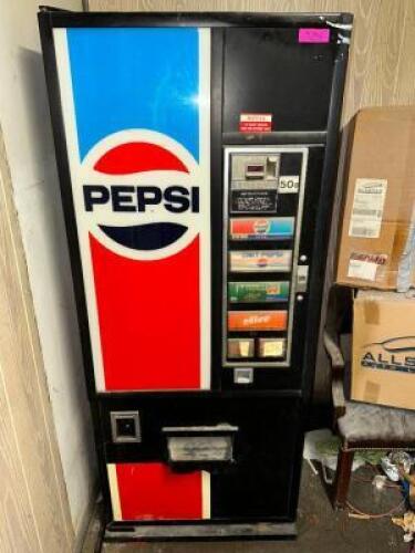 VINTAGE PEPSI VENDING MACHINE
