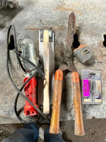 WORK LIGHT, SHEARS, TAPE MEASURE, AND TROWEL