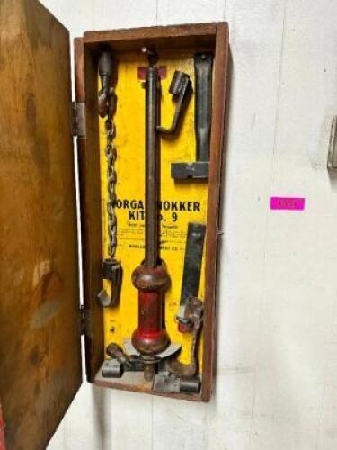 BODY JACK HAMMER TOOL KIT W/ WALL MOUNTED CABINET.