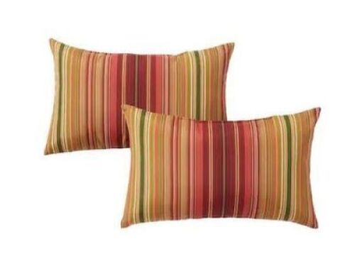 DESCRIPTION: (2) OBLONG THROW PILLOW BRAND/MODEL: GREENDALE HOME FASHIONS INFORMATION: MULTI COLOR RETAIL$: $109.99 TOTAL SIZE: 19X12 QTY: 2