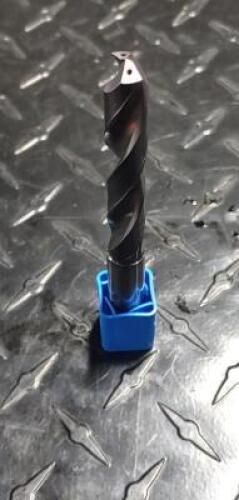 DESCRIPTION (2) SECO TOOLS 5.7 MM COOLANT FED DRILLS BRAND/MODEL SD205A-5.7-32-6R5 ADDITIONAL INFORMATION RETAIL $ 136,87 EACH THIS LOT IS SOLD BY THE