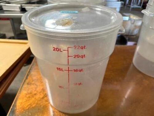 (3) 22 QT PLASTIC CONTAINERS W/ LIDS