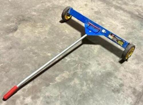 DESCRIPTION: 30" ROLLING MAGNETIC SWEEPER SIZE: 30" LOCATION: WAREHOUSE #1