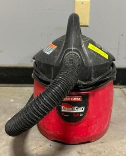 DESCRIPTION: 2 GALLON CLEAN N CARRY SHOP VAC BRAND/MODEL: CRAFTSMAN INFORMATION: 1.5 HP LOCATION: WAREHOUSE QTY: 1