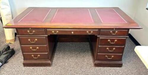 DESCRIPTION: 78" X 42" EXECUTIVE OFFICE DESK INFORMATION: VERY NICE, INCLUDES KEY SIZE: 78" X 42" LOCATION: OFFICE