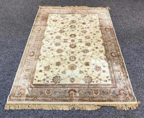 DESCRIPTION: AREA RUG SIZE: 62"X90" LOCATION: MAIN OFFICE QTY: 1