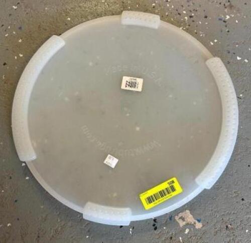 DESCRIPTION: TUB LIDS FOR GORILLA TUBS BRAND/MODEL: LD1526 RETAIL$: $5.00 EACH LOCATION: RETAIL SHOP QTY: 14