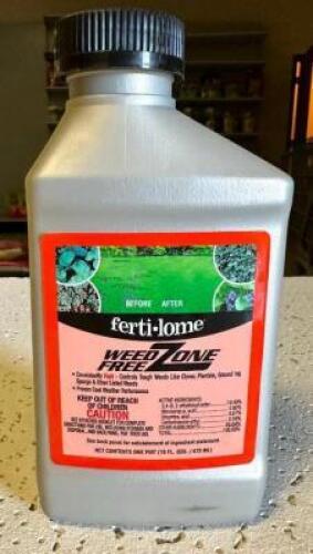 DESCRIPTION: (5) 16 OZ. BOTTLES OF WEED FREE ZONE BRAND/MODEL: FERTI-LOME 10524 LOCATION: STOCK ROOM QTY: 5