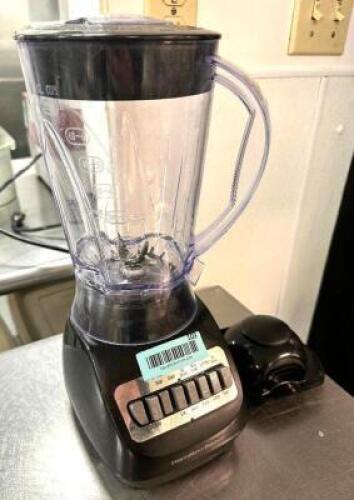 HAMILTON BEACH HOUSE HOLD BLENDER
