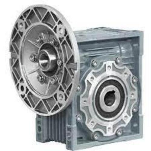 DESCRIPTION: (1) WORM GEARBOX BRAND/MODEL: JIE DRIVE #JRWND40-560 RETAIL$: $148.82 EA SIZE: SIZE 40, RATIO 7.5 QTY: 1