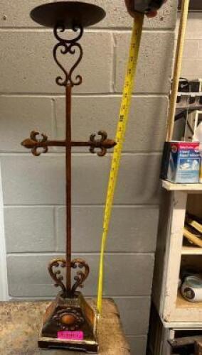 IRON CANDLE HOLDER