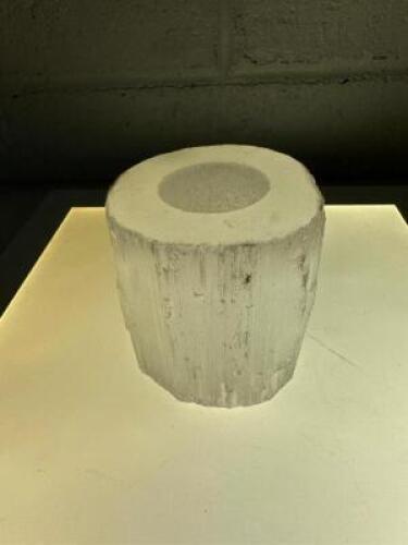 SELENITE CANDLE BASE