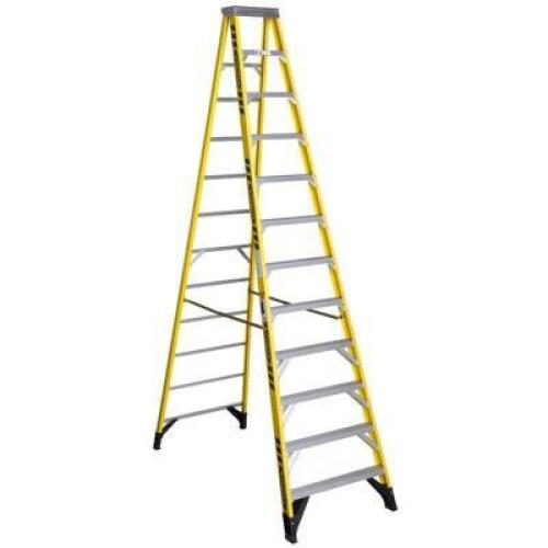DESCRIPTION: (1) FIBERGLASS LADDER INFORMATION: 16' MAX REACH, 375LB CAPACITY RETAIL$: $369.99 SIZE: 12' LADDER SIZE QTY: 1