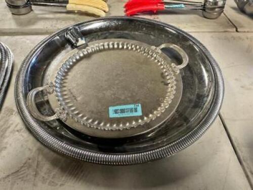 DESCRIPTION: (2) METAL SERVING TRAYS LOCATION: BAY 7 THIS LOT IS: SOLD BY THE PIECE QTY: 2