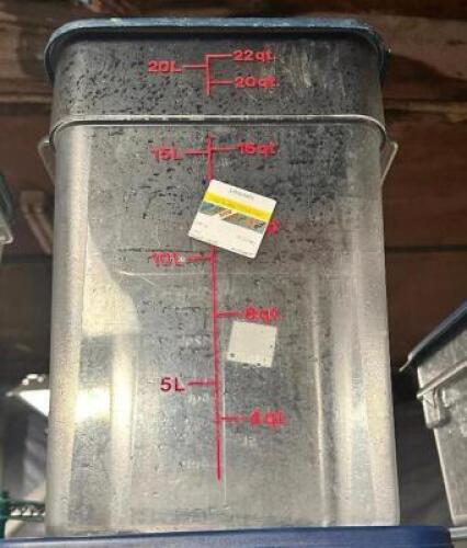 DESCRIPTION: (2) 22 QT PLASTIC CONTAINERS W/ LID SIZE 22 QT LOCATION: BAY 7 THIS LOT IS: SOLD BY THE PIECE QTY: 2