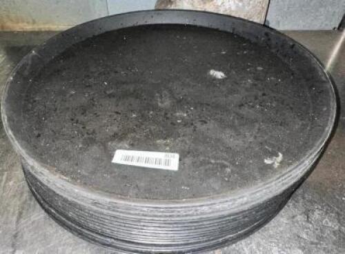 DESCRIPTION: (8) 16" BLACK PLASTIC SERVING TRAYS LOCATION: BAY 7 THIS LOT IS: SOLD BY THE PIECE QTY: 8
