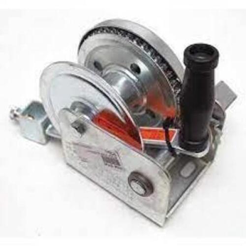 DESCRIPTION: (1) WINCH ASSEMBLY BRAND/MODEL: GENIE #41GT51 RETAIL$: $329.22 EA QTY: 1