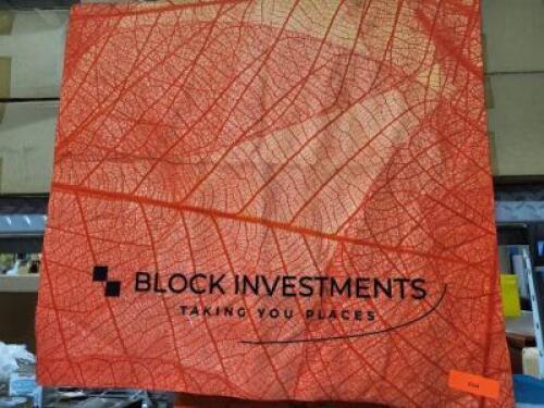 DESCRIPTION: (4) COMPANY TOWELS BRAND/MODEL: BLOCK INVESTMENTS INFORMATION: ORANGE QTY: 4