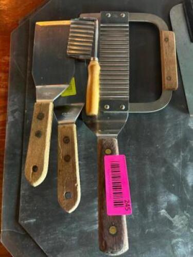 (4) - PC. FRYING UTENSIL SET