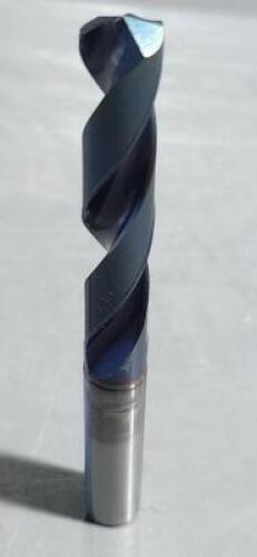 DESCRIPTION: (8) SOLID CARBIDE JOBBER LENGTH DRILLS BRAND/MODEL: OSG 3322990 RETAIL$: $136.24 EA SIZE: 9.9MM QTY: 8