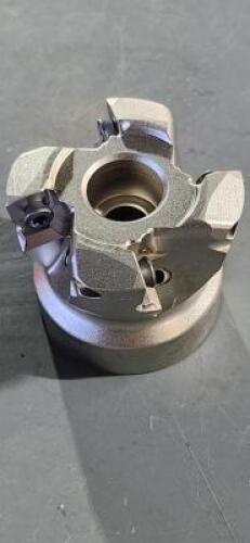 DESCRIPTION: (1) INDEXABLE SQUARE SHOULDER/FACE MILL BRAND/MODEL: HERTEL 84741909 RETAIL$: 275.9 SIZE: 2" DIA 3/4" ARBOR HOLE QTY: 1