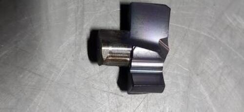 DESCRIPTION: (5) HCP CARBIDE REPLACE ABLE DRILL TIPS BRAND/MODEL: ISCAR HCP 0819-IQ IC908 RETAIL$: 157.00 EA SIZE: 20.8DIA, 11.6mm H QTY: 5