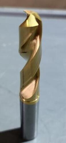 DESCRIPTION: (6) SOLID CARBIDE SCREW MACHINE DRILL BRAND/MODEL: MA FORD 2XDSS0907T RETAIL$: 64.6 SIZE: 9.7mm QTY: 6