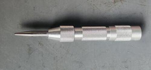 DESCRIPTION: (3) STEEL AUTOMATIC CENTER PUNCHES BRAND/MODEL: STARRETT 53048 RETAIL$: $57.87 EA SIZE: 5/8" QTY: 3
