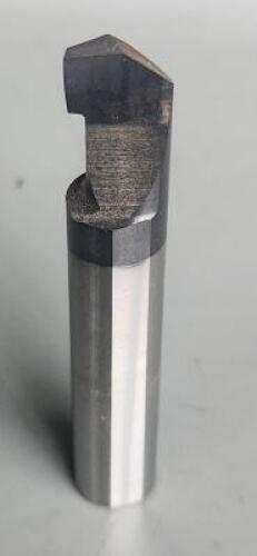 DESCRIPTION: (2) SOLID CARBIDE MAX BORE BORING TOOL BRAND/MODEL: ITI 18-1375 RETAIL$: 90.78 SIZE: .490 MIN BORE .750 MAX D, .015 RAD QTY: 2