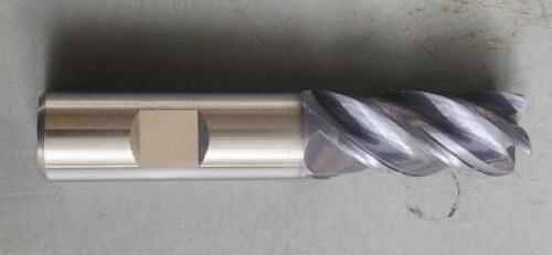 DESCRIPTION: (1) SOLID CARBIDE SQ END MILL BRAND/MODEL: KENNAMETAL 66490681 RETAIL$: 465.99 SIZE: 3/4" 1-5/8" LOC QTY: 1